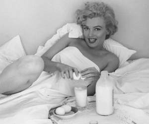 marilyn monroe breakfast